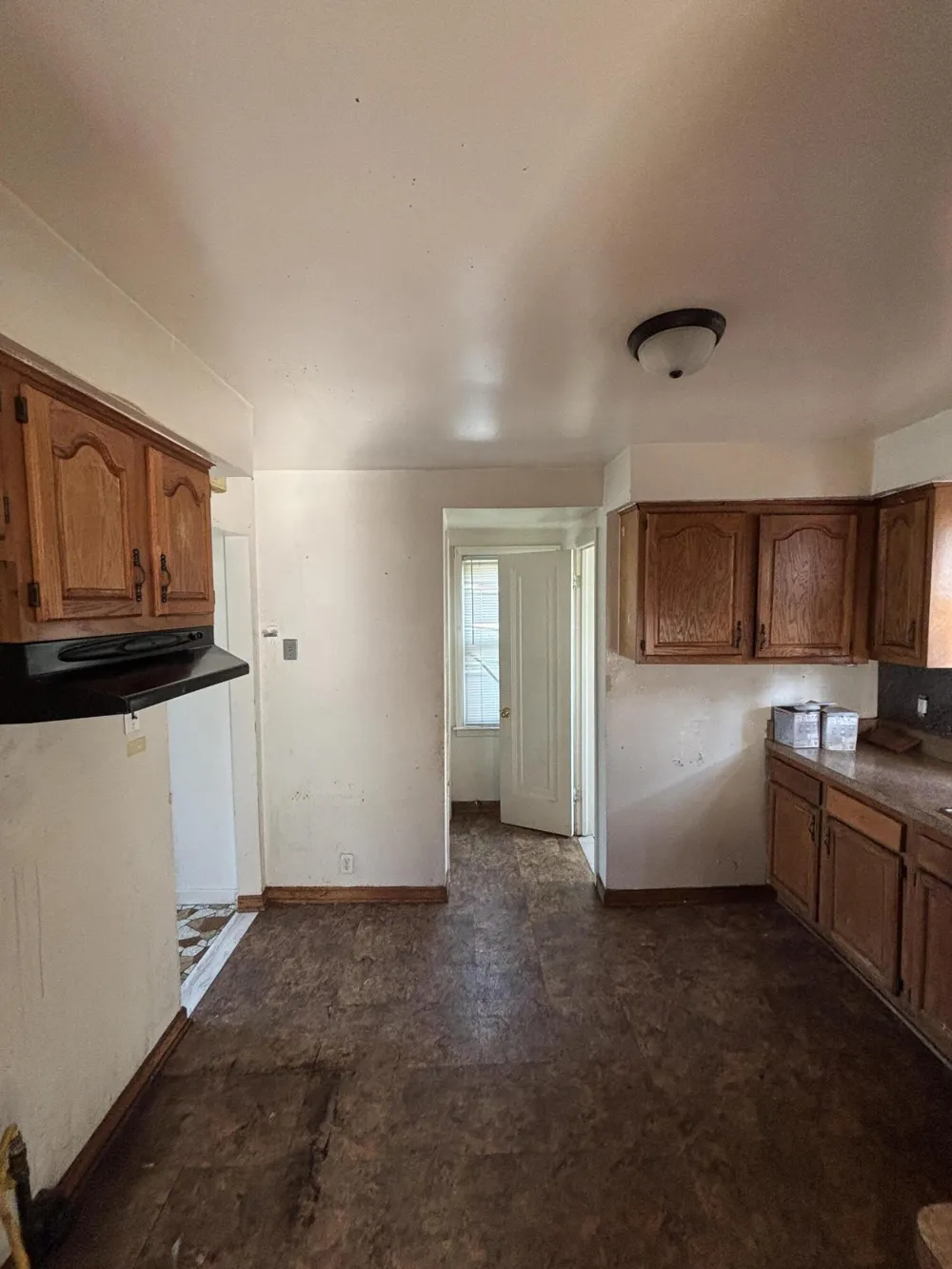 10301 Morang Avenue Detroit, MI 48224
