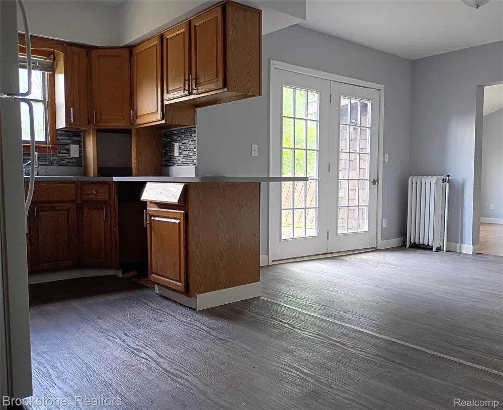 510 Pleasant Street #2 Charlotte City, MI 48813