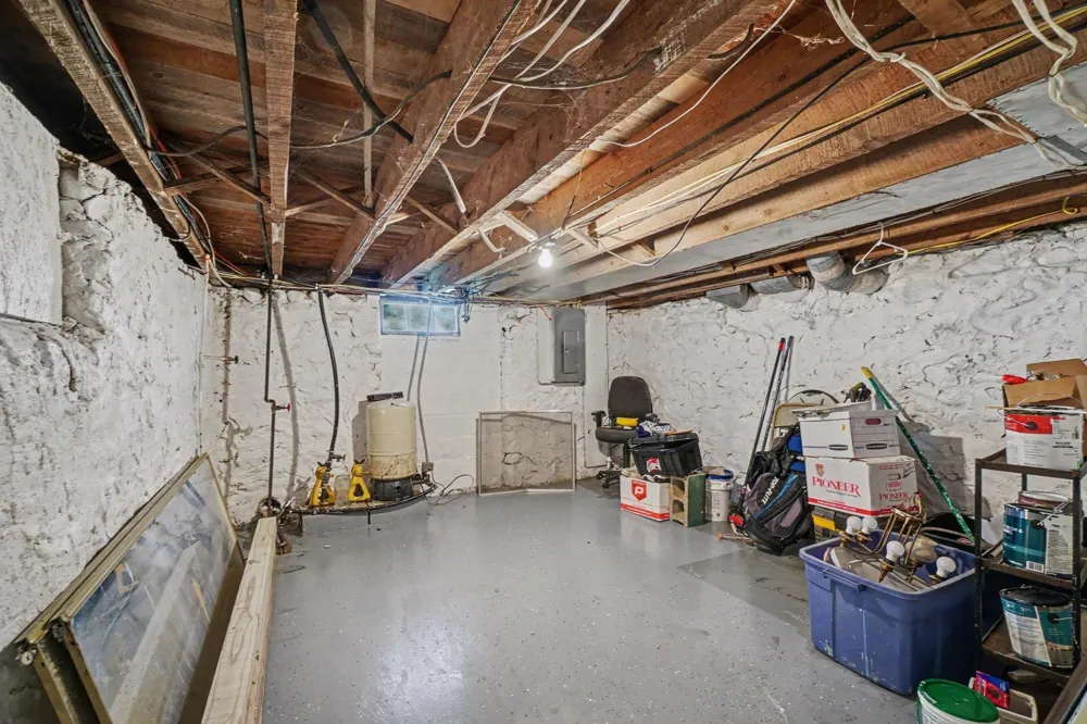 1160 E Remus Road Union Charter Township, MI 48858