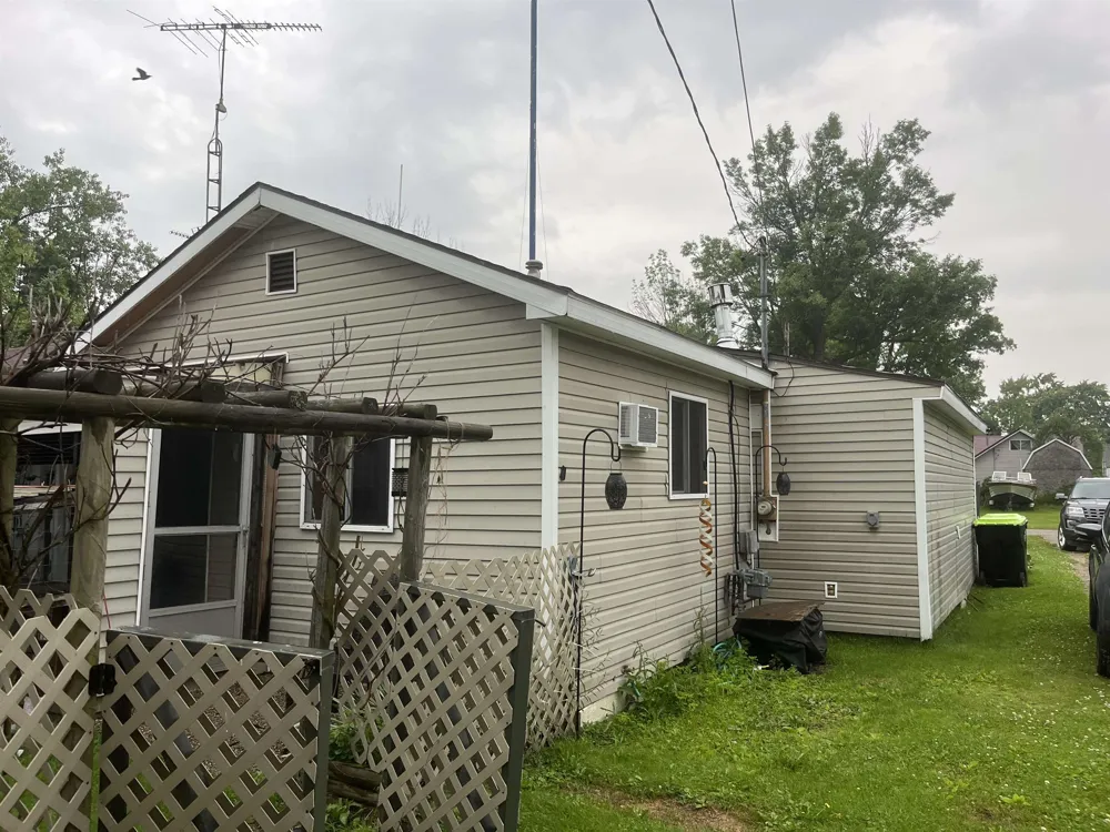2157 Ash Street Standish Township, MI 48658