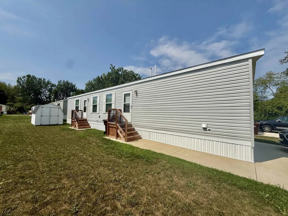 1062 Jefferson Court Union Charter Township, MI 48858