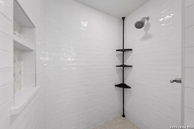 411 Emerald Loop Fredericksburg, TX 78624