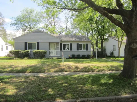 3984 Park Lane