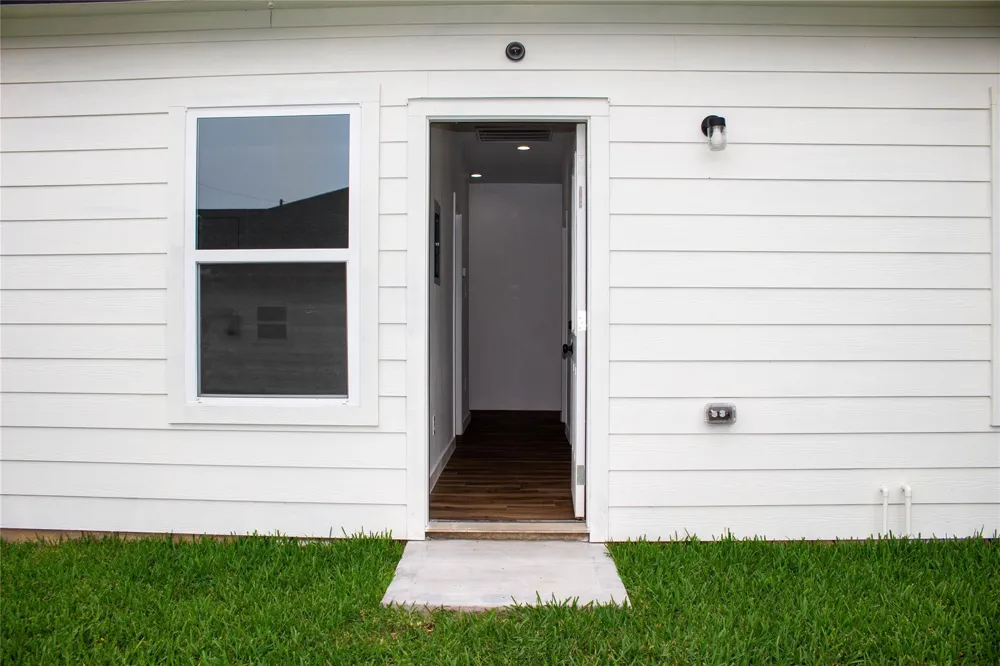 106 Runnels Street #A Willis, TX 77378