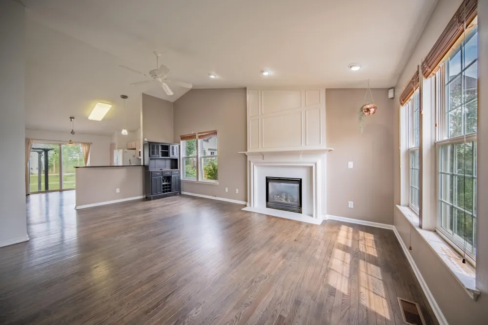 6261 Maplehurst Drive Ypsilanti, MI 48197
