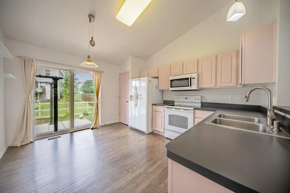6261 Maplehurst Drive Ypsilanti, MI 48197