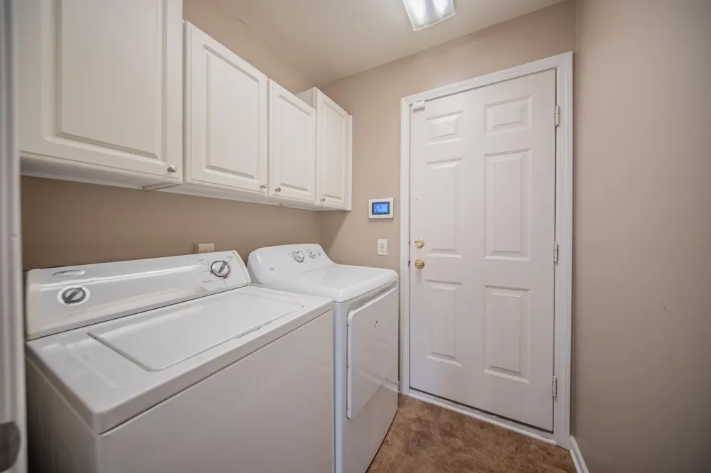 6261 Maplehurst Drive Ypsilanti, MI 48197