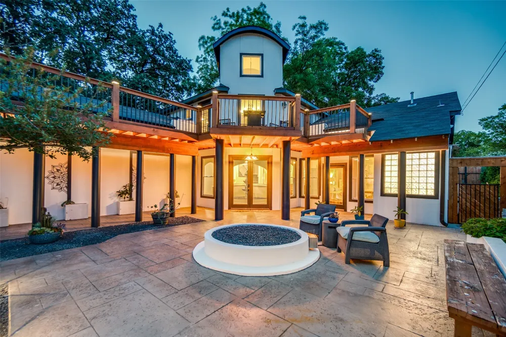 5318 Denton Drive Dallas, TX 75235
