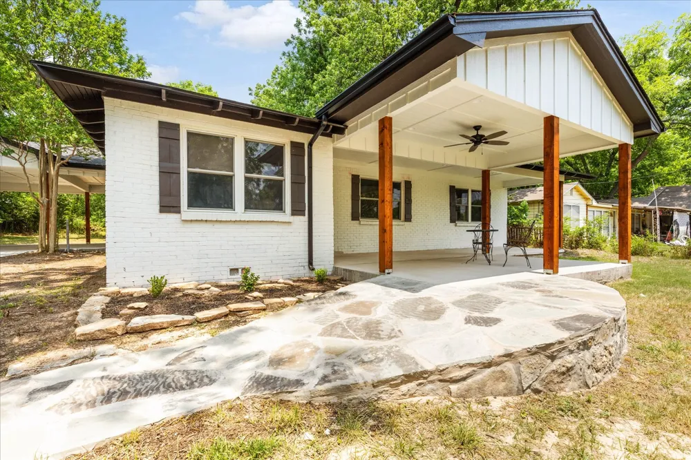 1509 Van Zandt Road Glen Rose, TX 76043