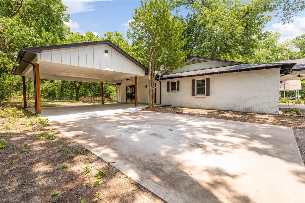 1509 Van Zandt Road Glen Rose, TX 76043
