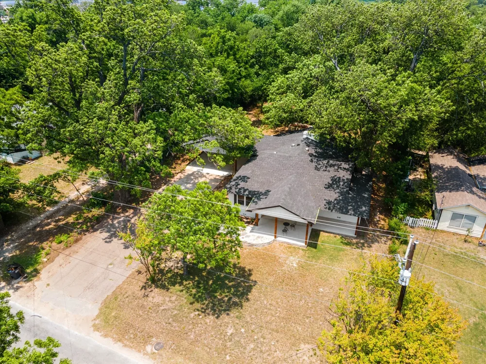 1509 Van Zandt Road Glen Rose, TX 76043