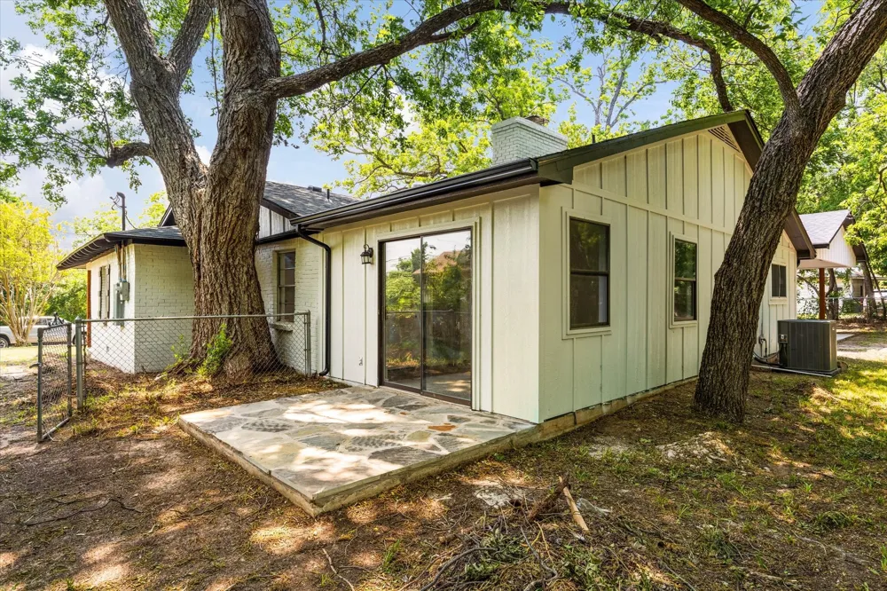1509 Van Zandt Road Glen Rose, TX 76043