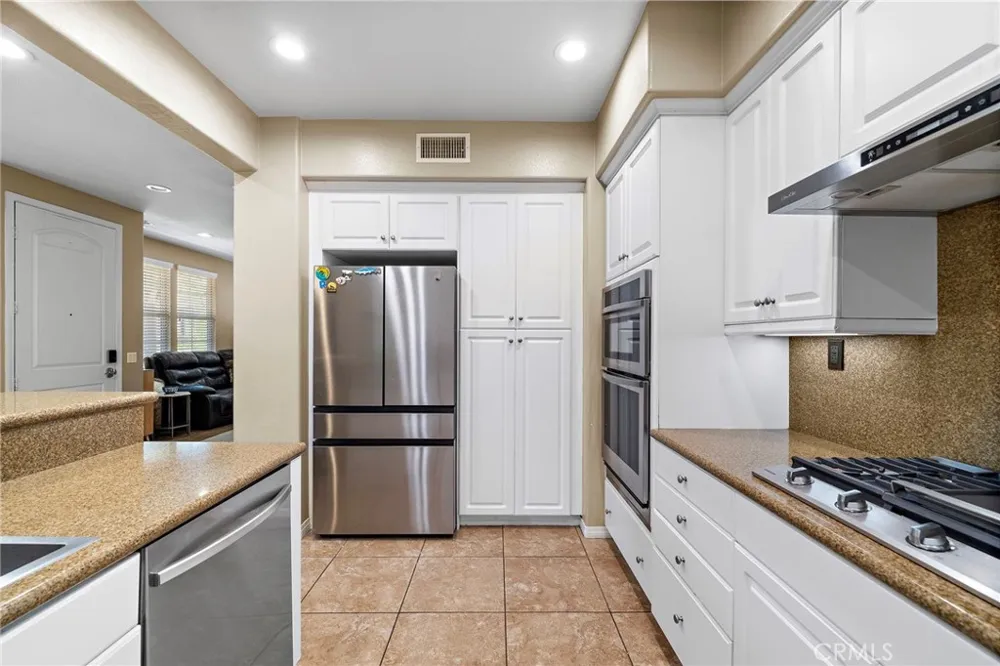 221 Landmark Tustin, CA 92782