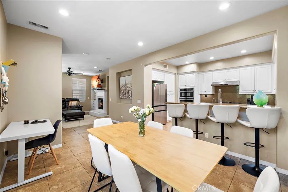 221 Landmark Tustin, CA 92782
