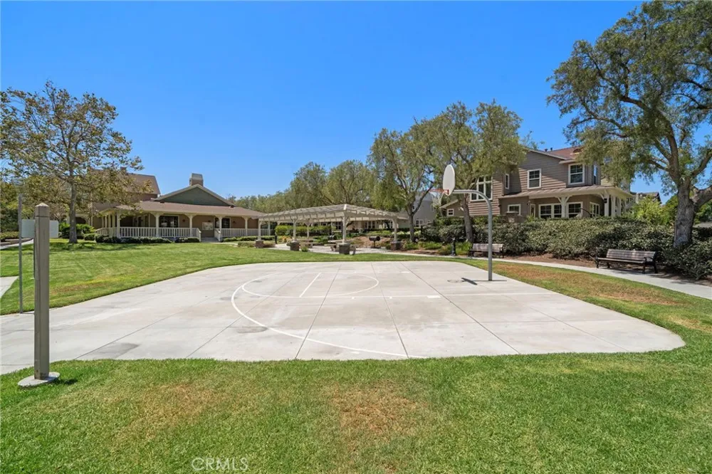 221 Landmark Tustin, CA 92782