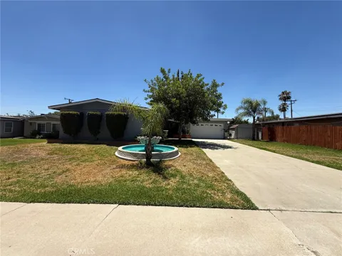 1275 E 37th