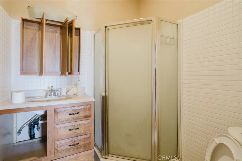 4463 Cloud 9 Mojave, CA 93501