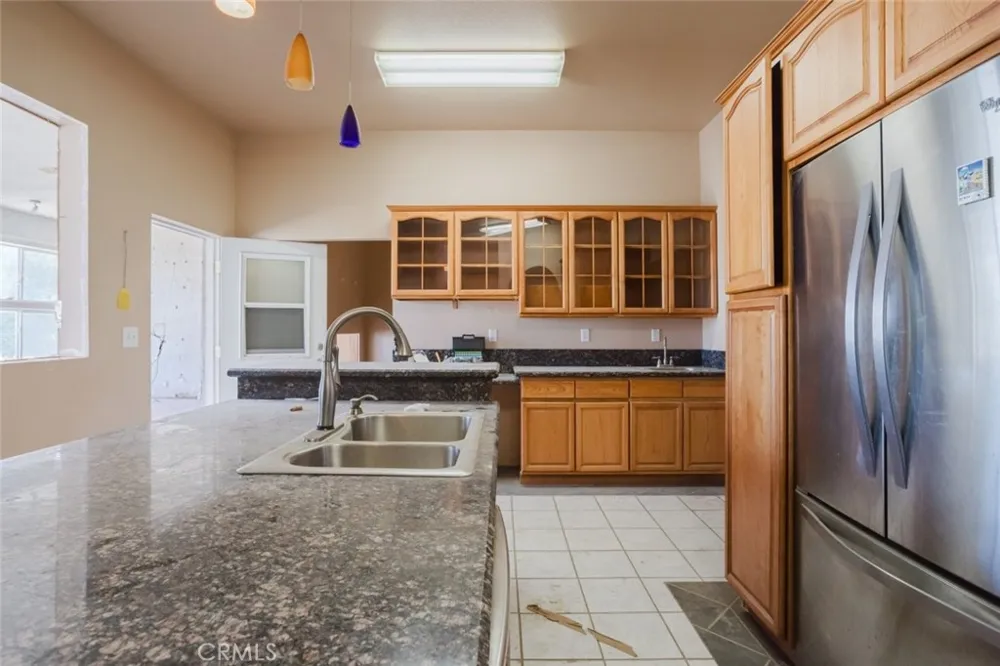 4463 Cloud 9 Mojave, CA 93501
