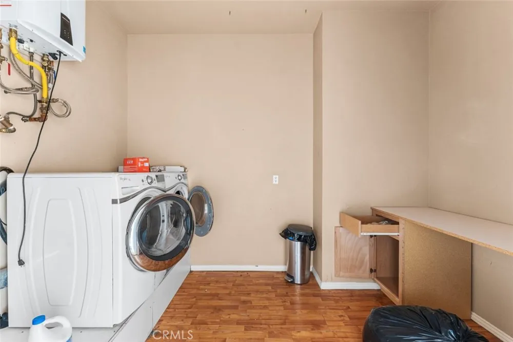 4463 Cloud 9 Mojave, CA 93501