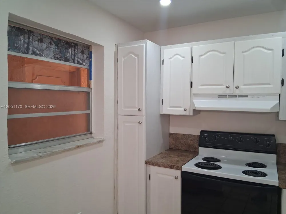 6200 W Flagler St #305 Miami, FL 33144