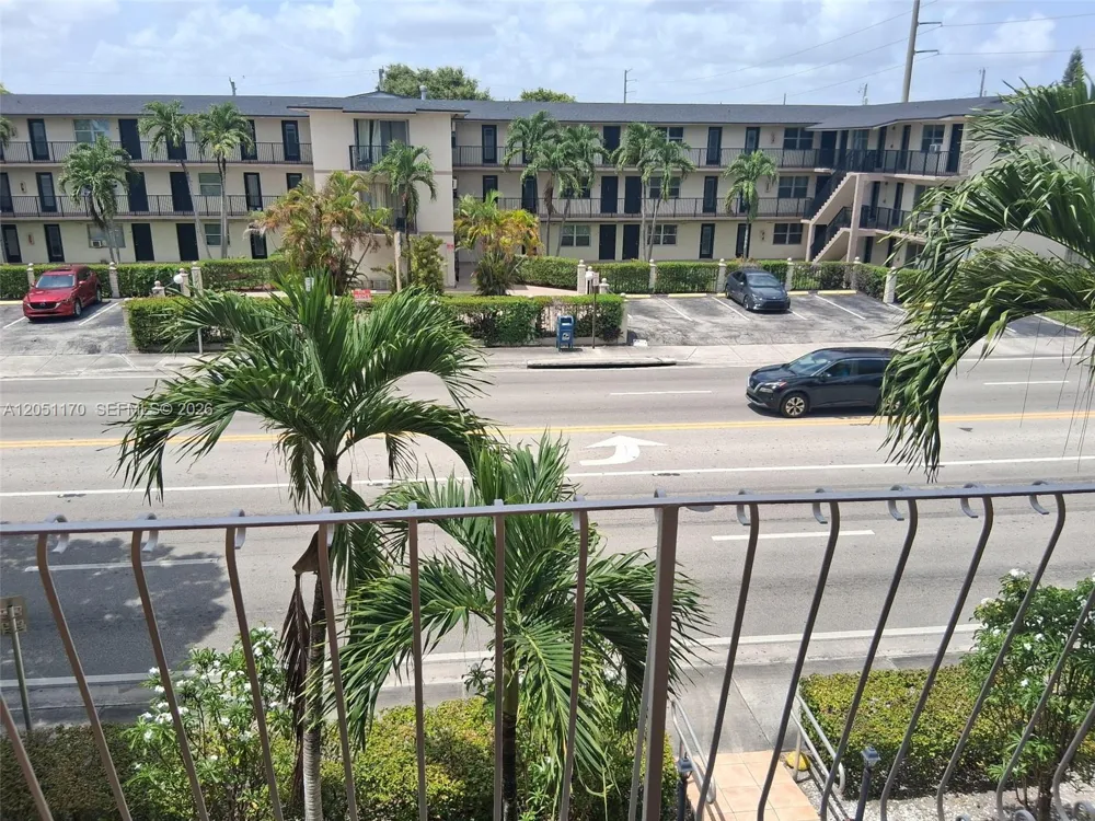 6200 W Flagler St #305 Miami, FL 33144