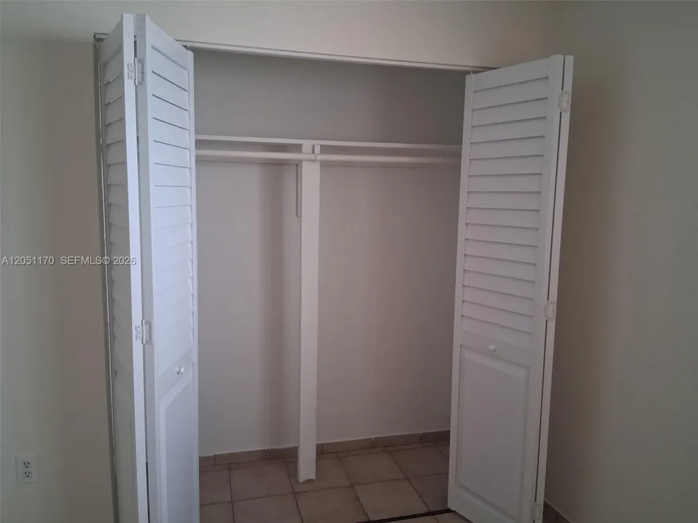 6200 W Flagler St #305 Miami, FL 33144