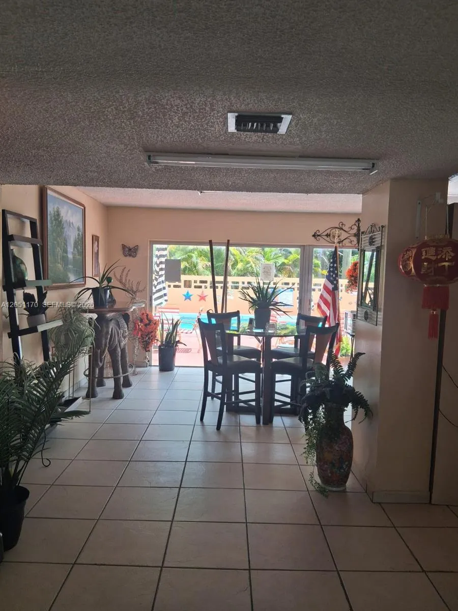 6200 W Flagler St #305 Miami, FL 33144