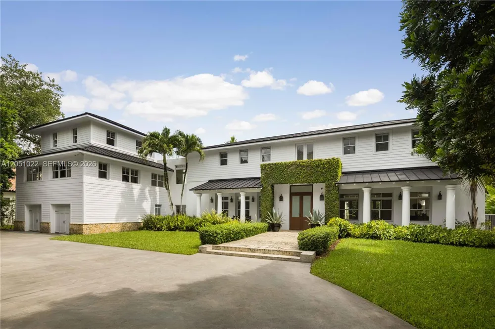 6845 SW 98th St Pinecrest, FL 33156