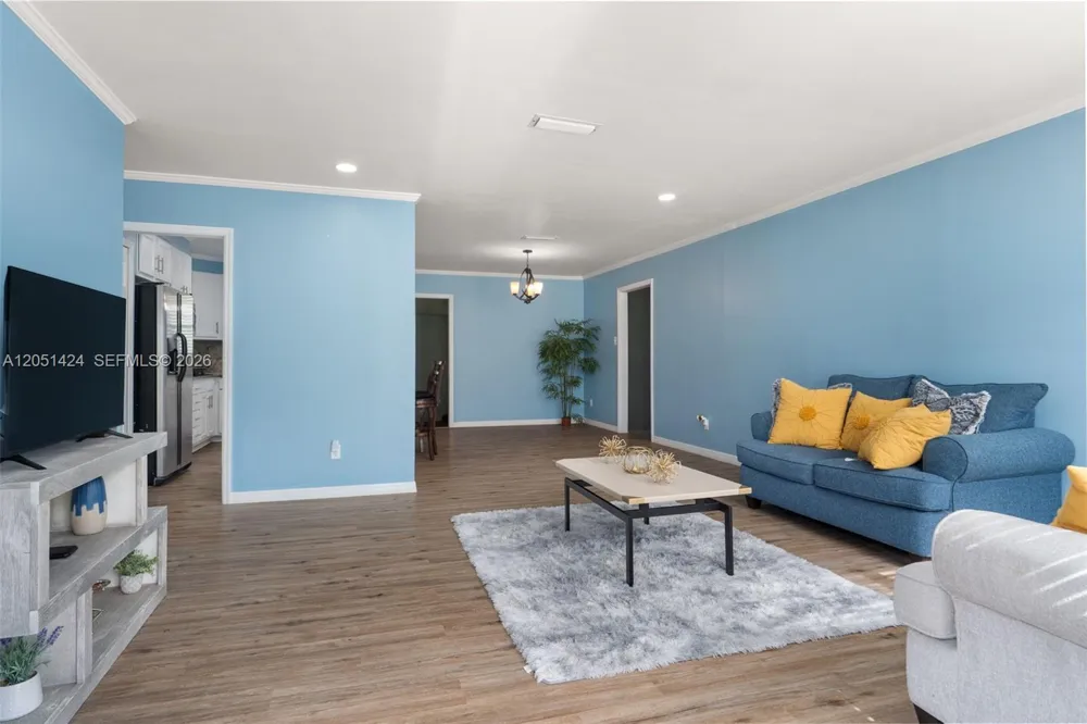 9775 Evans Jacksonville, FL 32208