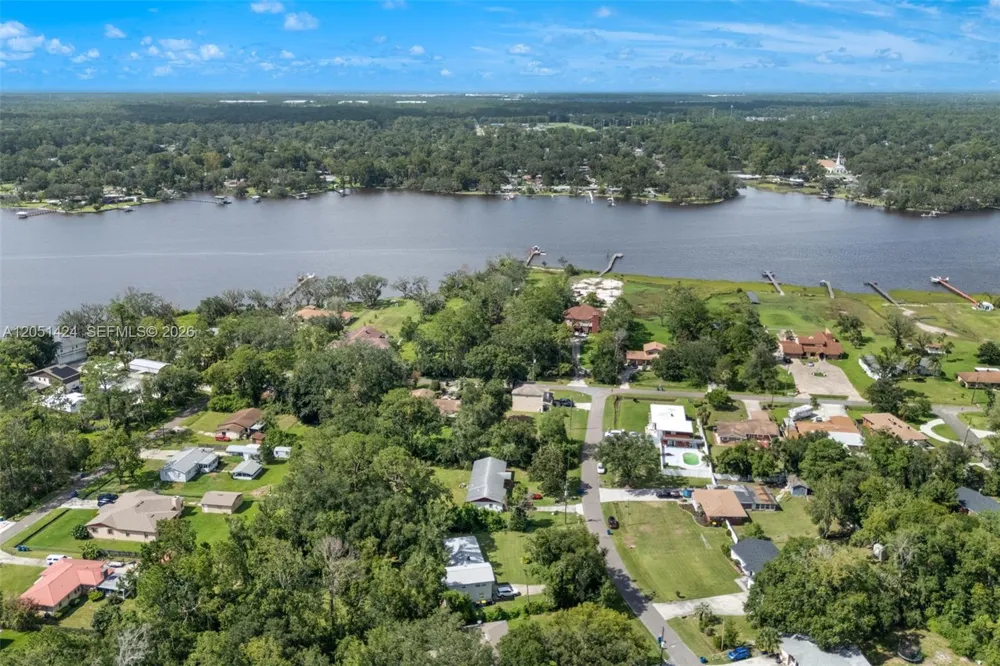 9775 Evans Jacksonville, FL 32208