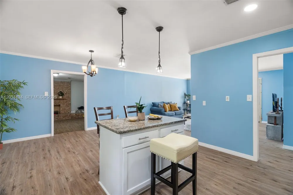 9775 Evans Jacksonville, FL 32208