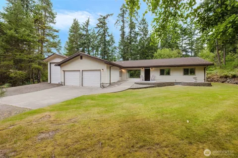 4601 SW Lake Flora Road