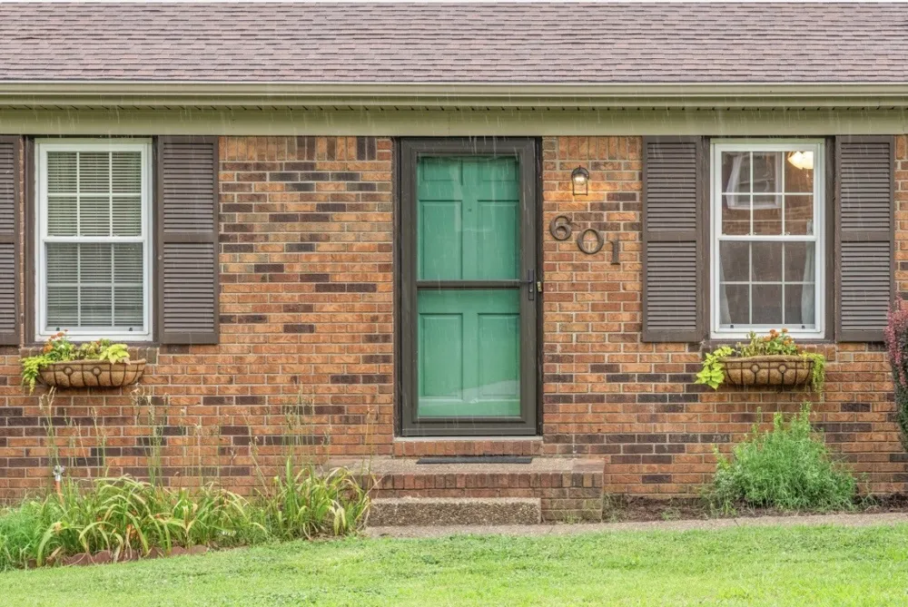 601 Pineridge Dr Hopkinsville, KY 42240