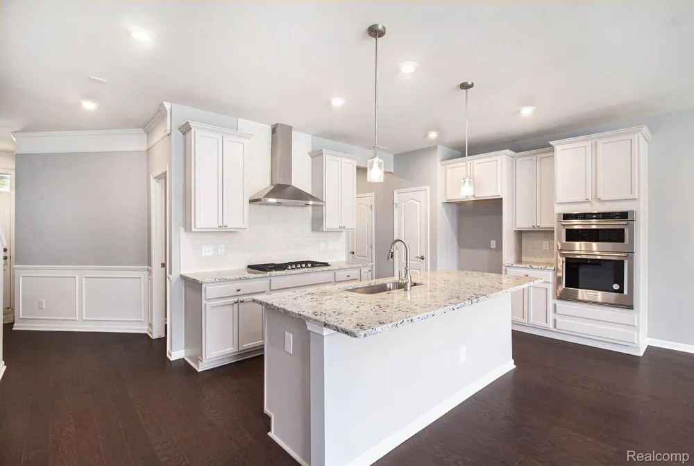 4759 Glenora Drive Orion Charter Township, MI 48359