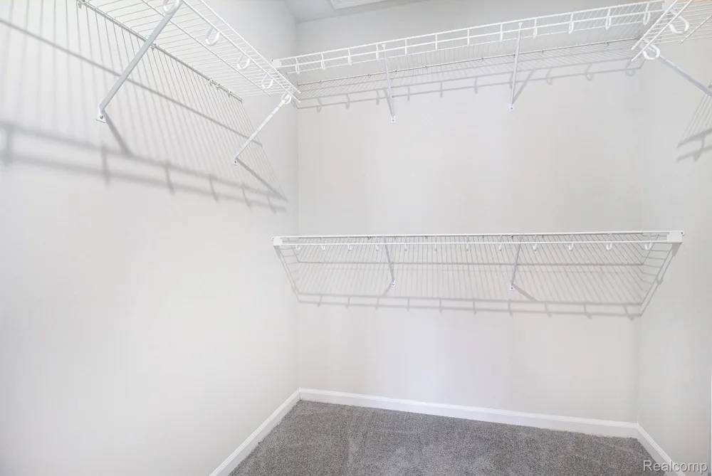 4759 Glenora Drive Orion Charter Township, MI 48359