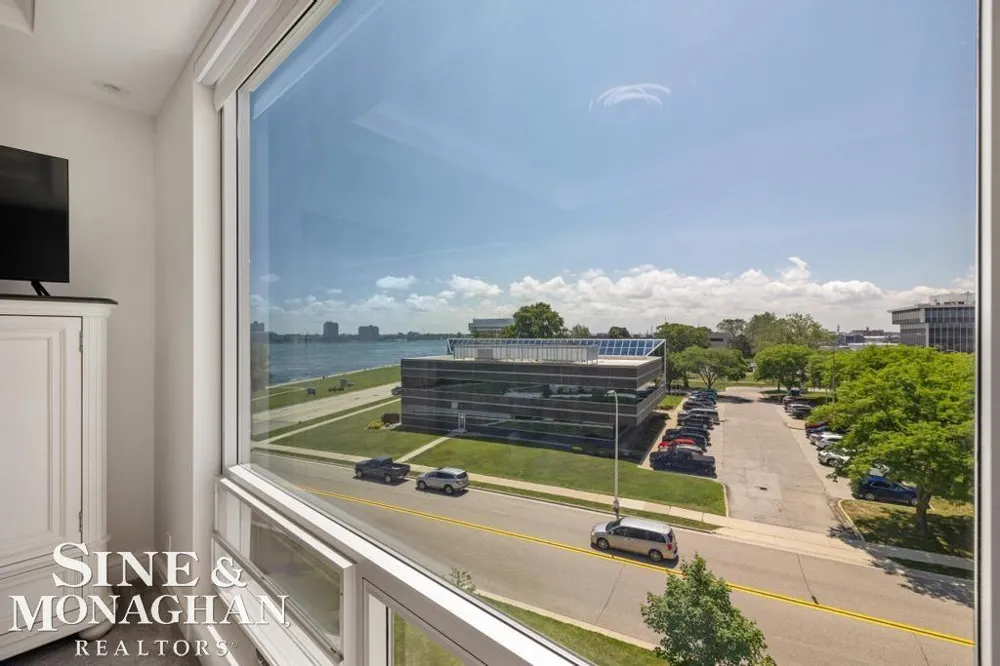 201 Beers Unit #44 Street Port Huron City, MI 48060