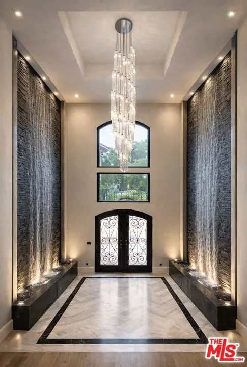 13359 Chandler Boulevard Los Angeles, CA 91401