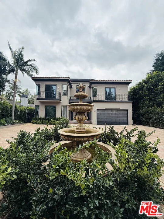 13359 Chandler Boulevard Los Angeles, CA 91401