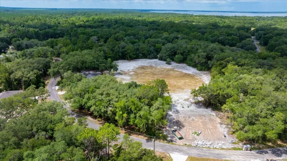 FISHER LANE COURT Ocklawaha, FL 32179