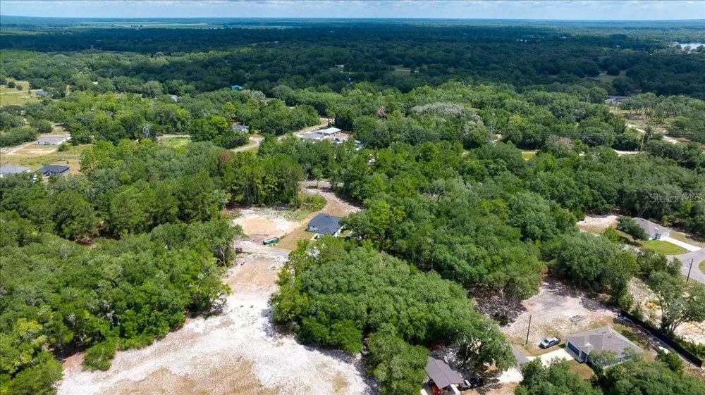 FISHER LANE COURT Ocklawaha, FL 32179