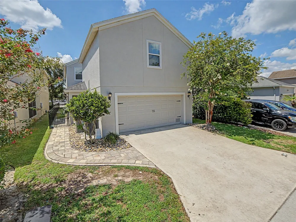 16910 DORMAN ROAD Lithia, FL 33547