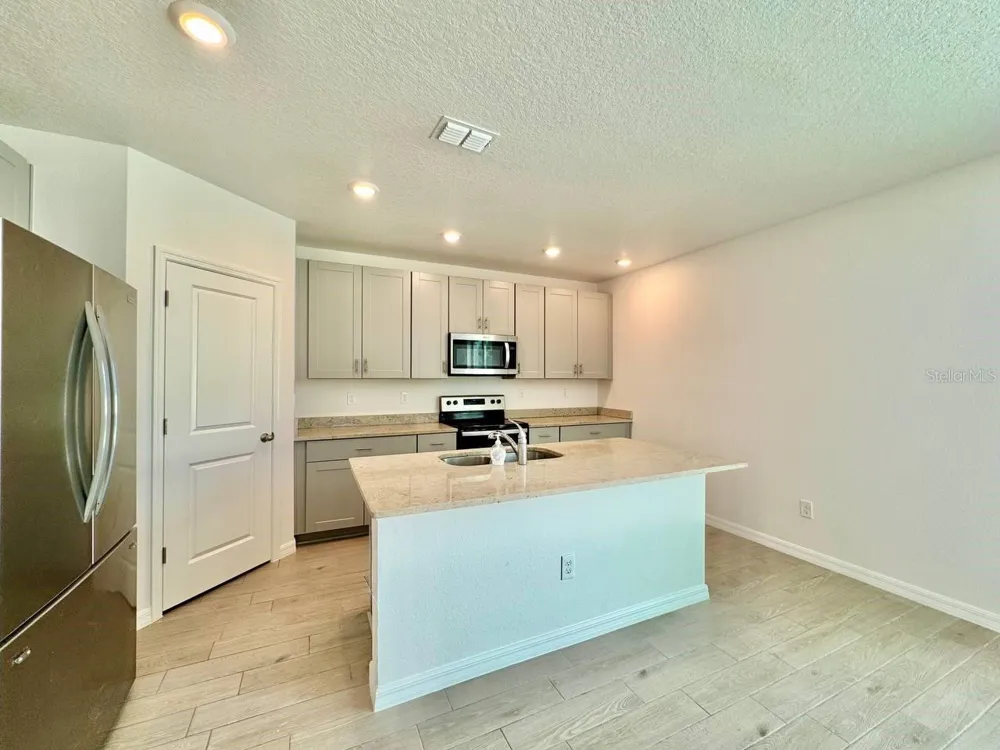 38851 OPAL WILLOW LANE Zephyrhills, FL 33540