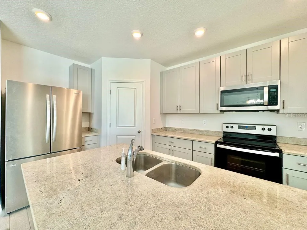 38851 OPAL WILLOW LANE Zephyrhills, FL 33540