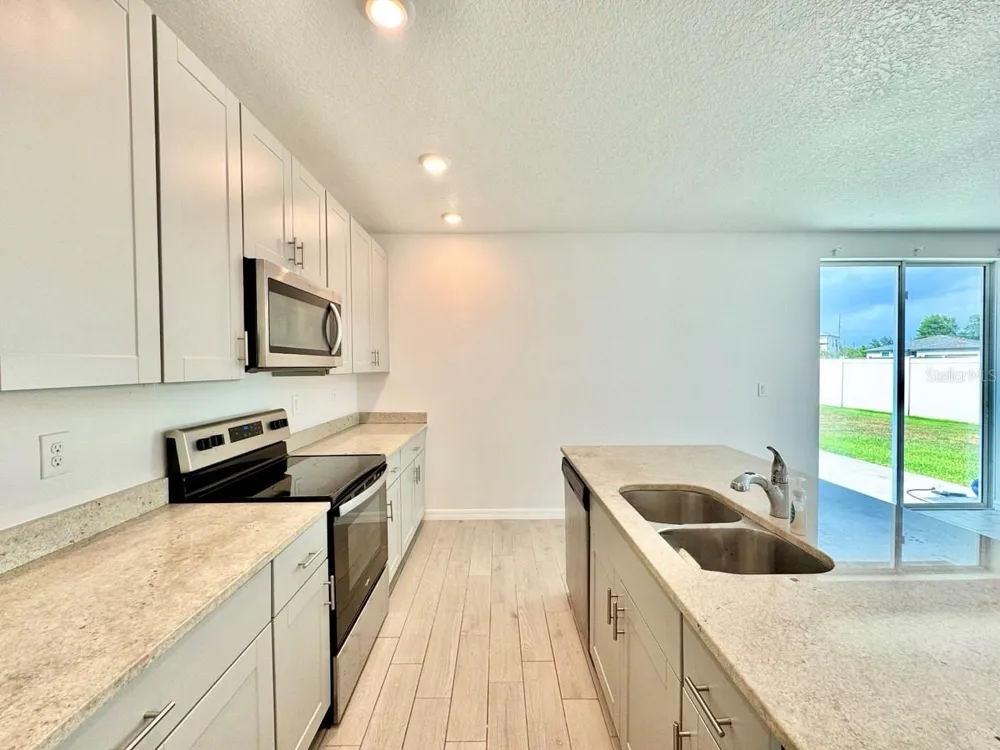 38851 OPAL WILLOW LANE Zephyrhills, FL 33540