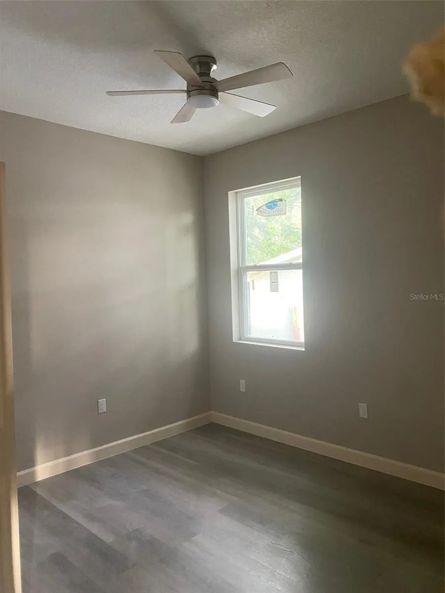 14910 LAURIE LANE Tampa, FL 33613