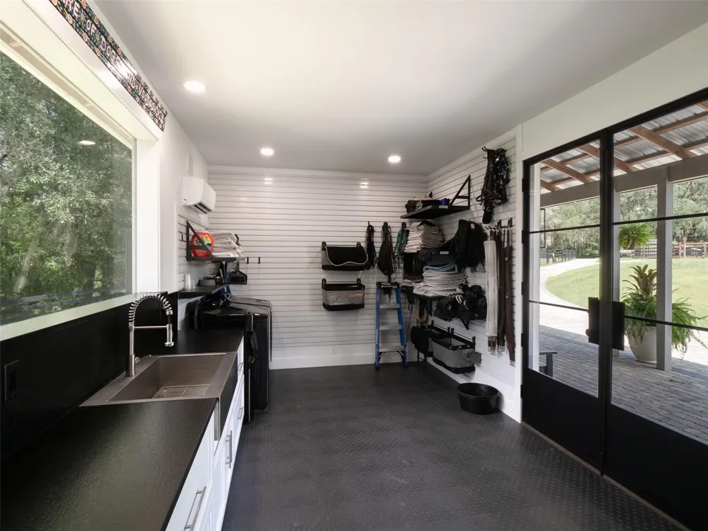 8351 NW 110TH STREET Reddick, FL 32686