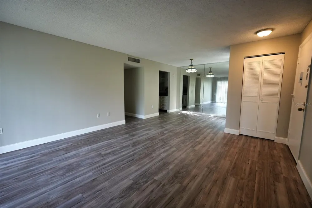 512 ORANGE DRIVE #20 Altamonte Springs, FL 32701