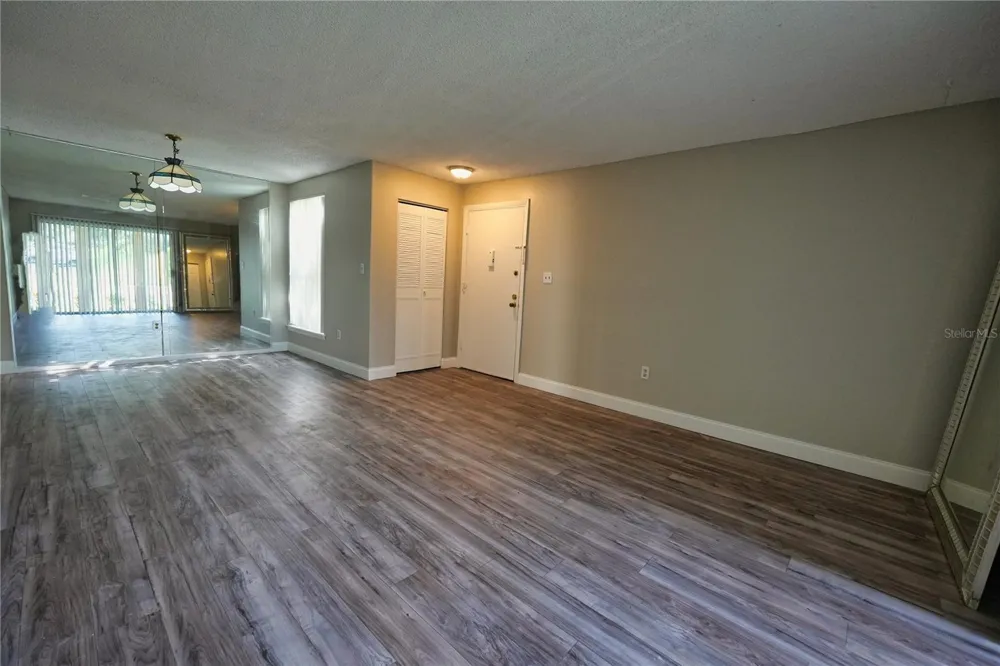 512 ORANGE DRIVE #20 Altamonte Springs, FL 32701