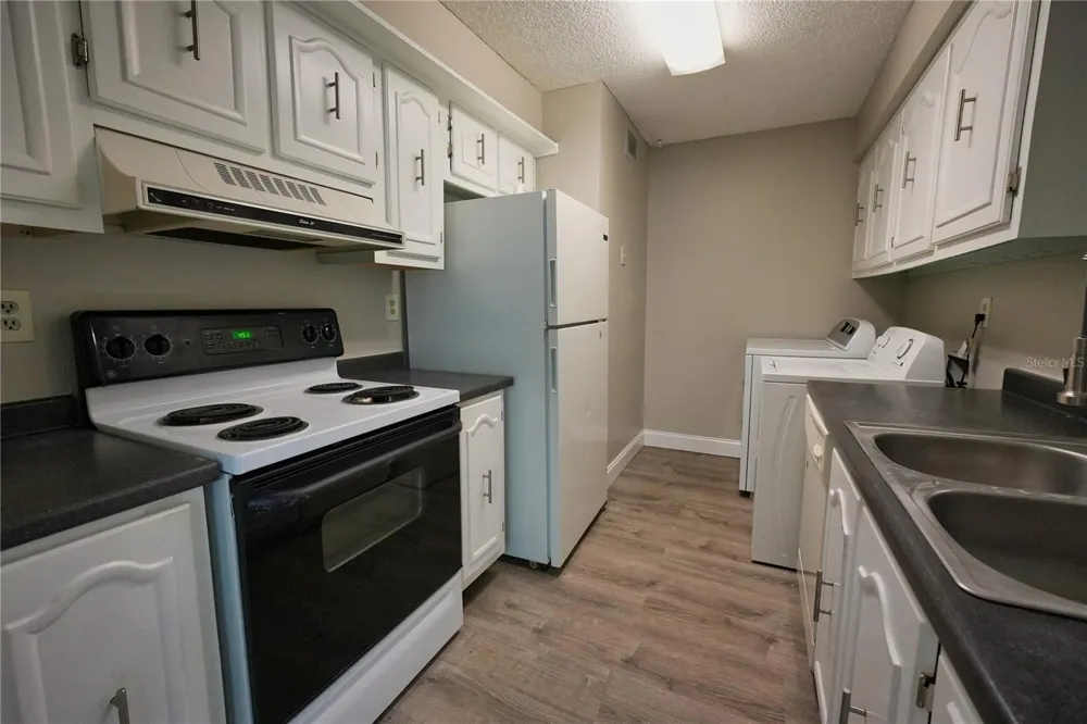 512 ORANGE DRIVE #20 Altamonte Springs, FL 32701