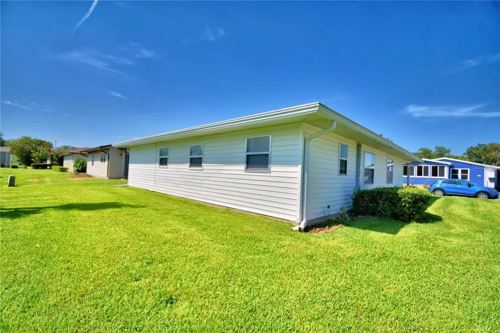 4860 GOLDENVIEW LANE Lakeland, FL 33811